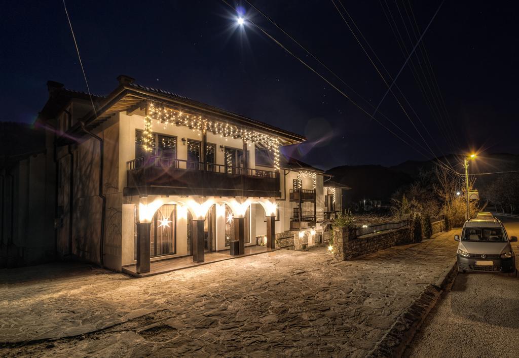 Family Hotel Strannopriemnitza Orešak Exteriér fotografie