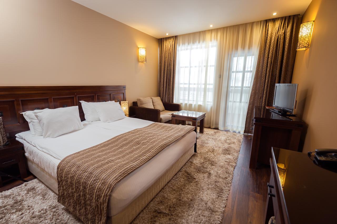 Family Hotel Strannopriemnitza Orešak Exteriér fotografie